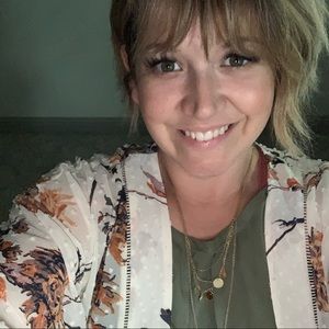 Meet your Posher, Erica